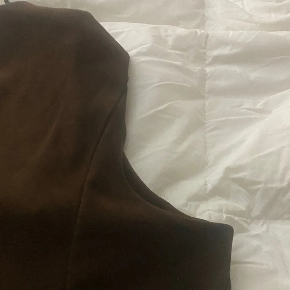 Asymmetrical suede like brown Dress - Picture 7 of 8
